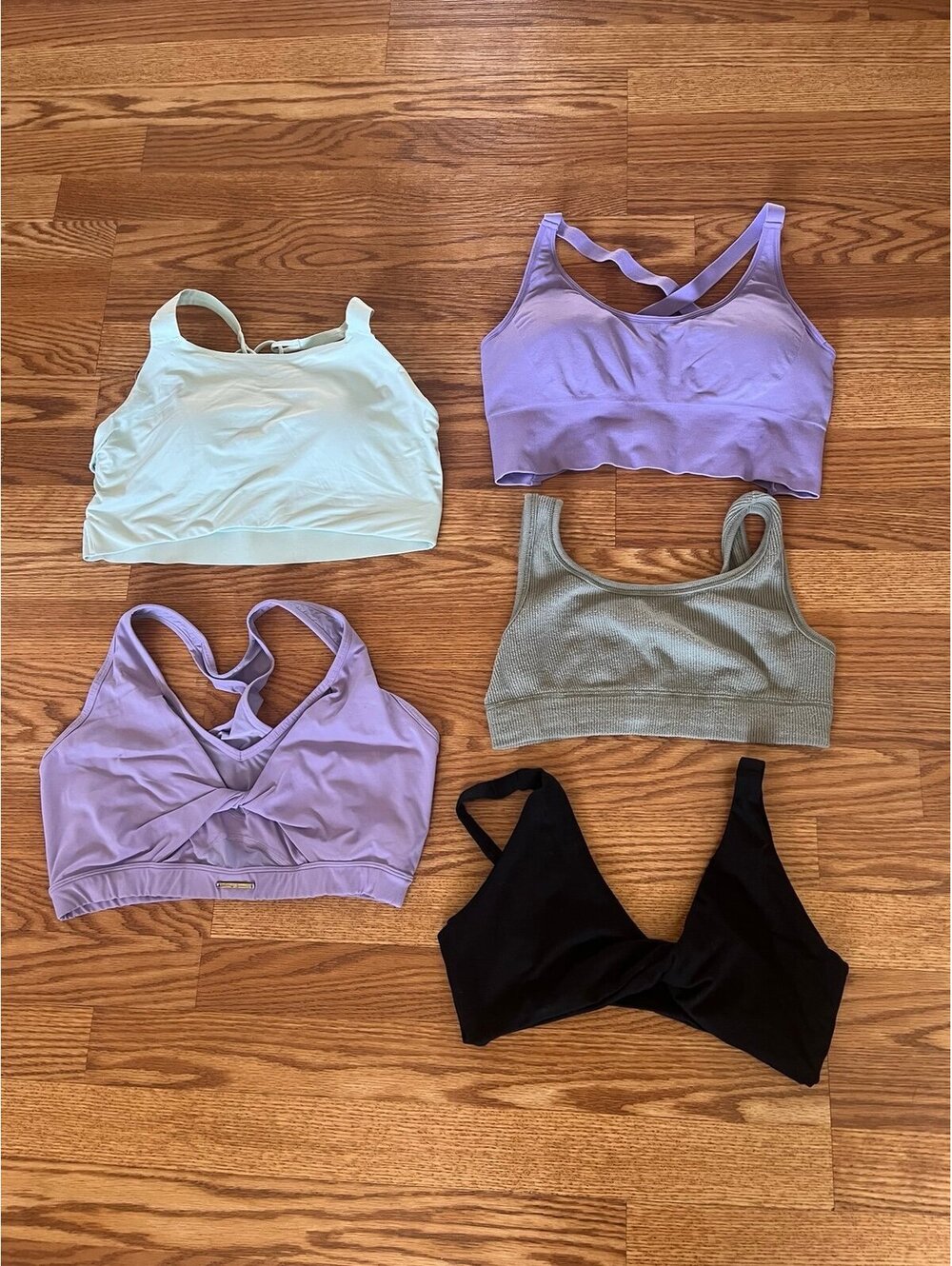 Sports bra bundle - Size Large. Gymshark /SKIMS